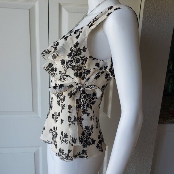 Bandolino White and black floral print top - Picture 3 of 9